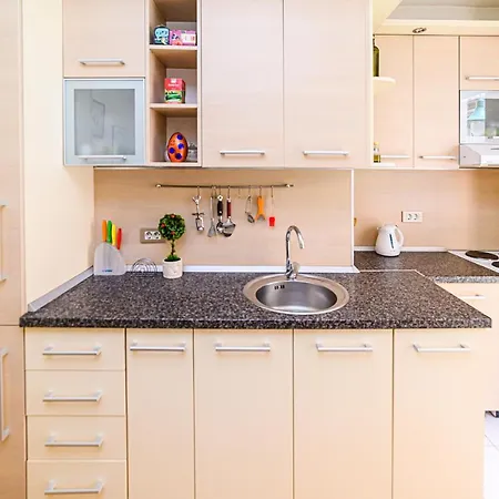 Cozy Studio With Cathedral View - Best Location